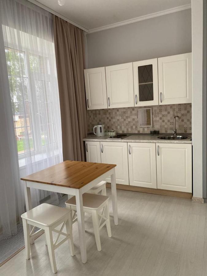 Scandi Hotel Makinsk Exteriör bild